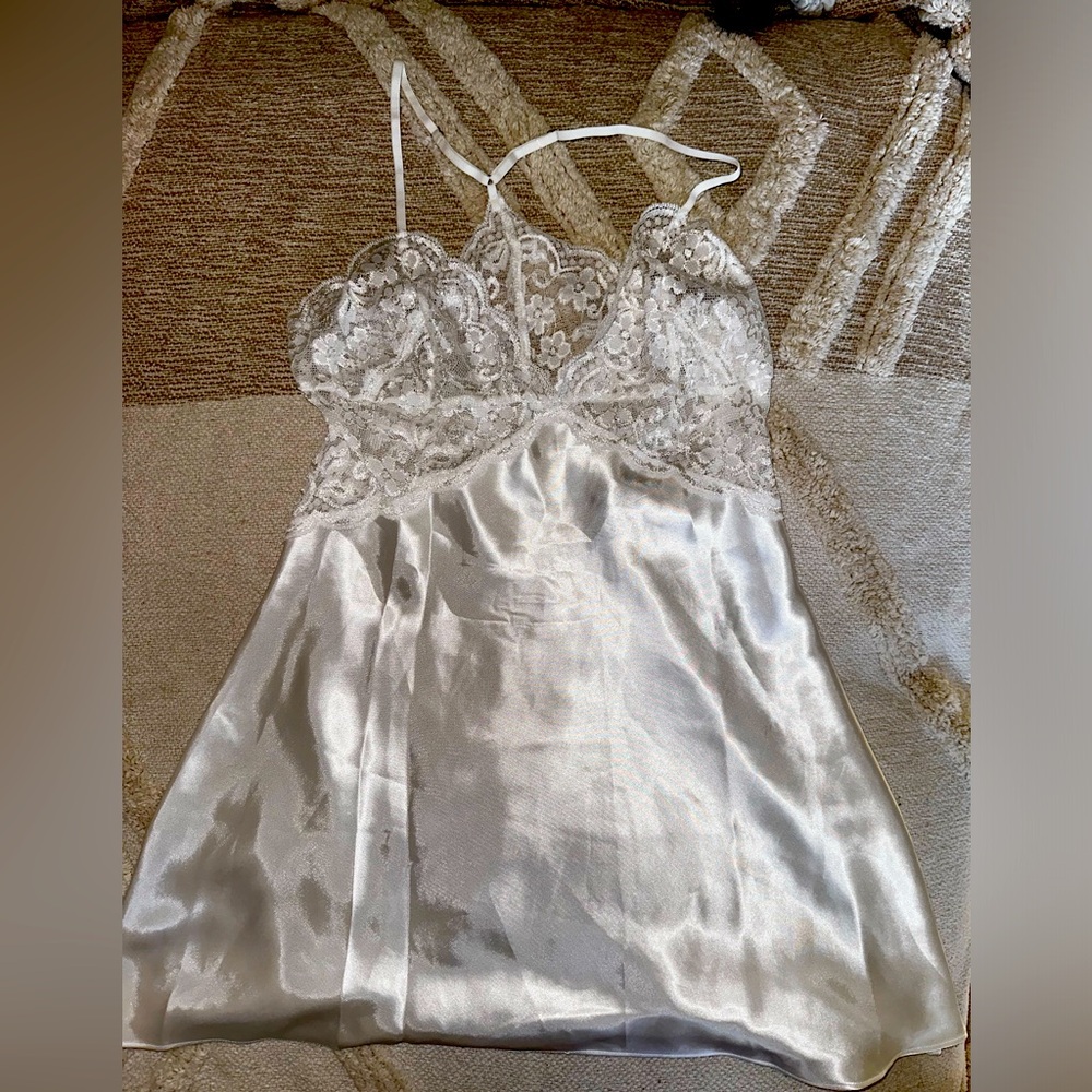 In Bloom by Jonquil Lace & Satin Chemise (S/P)